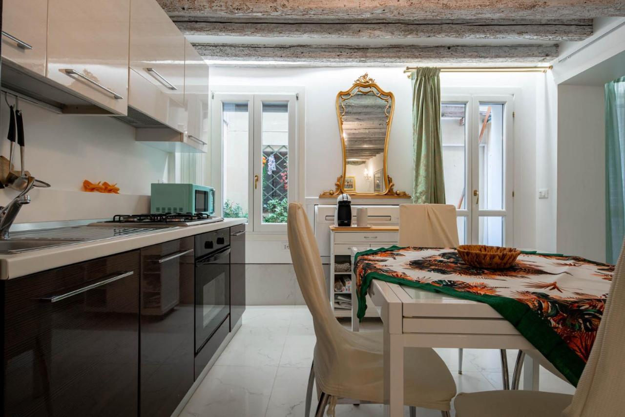Loving In Venice, 5 Stars Exterior foto