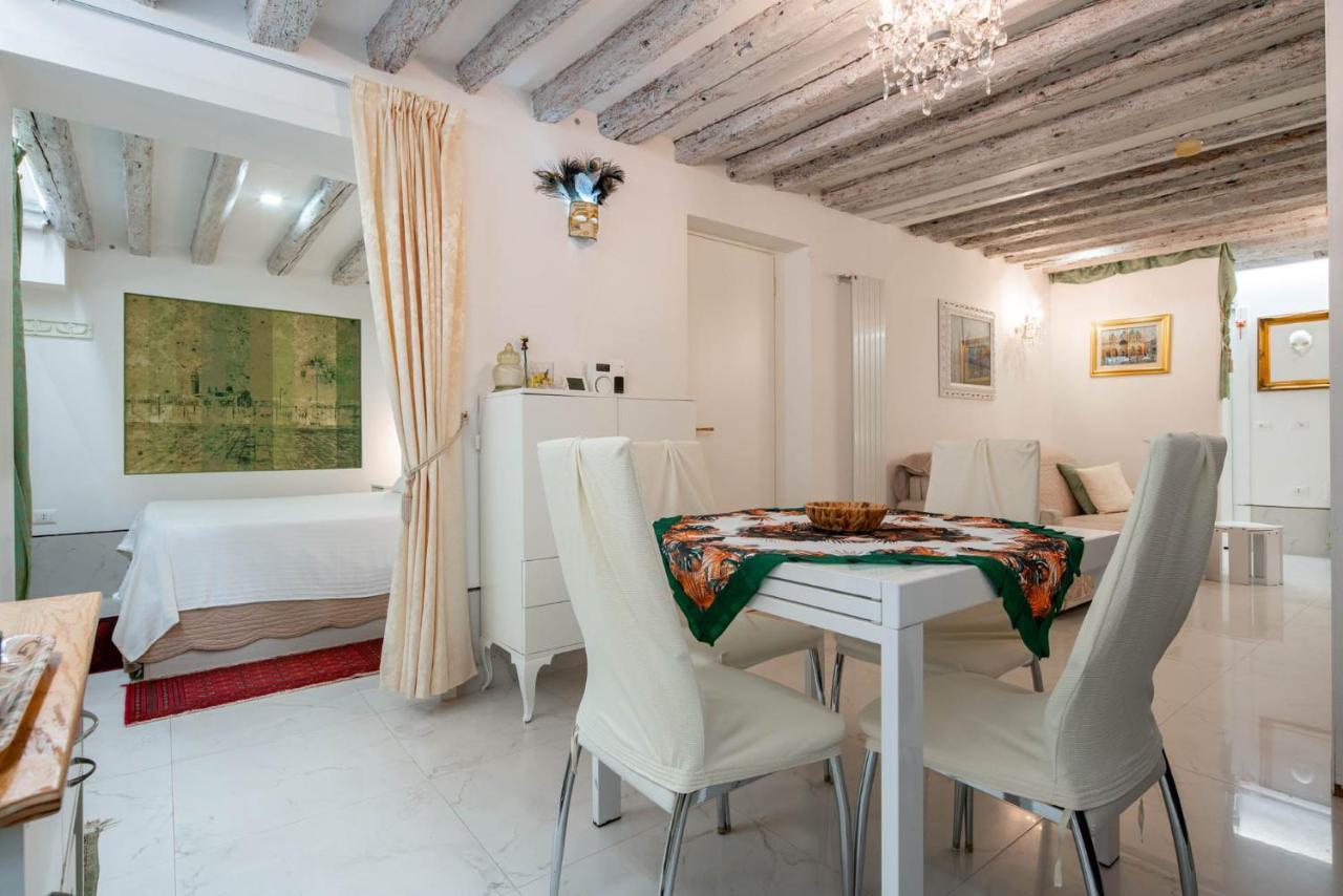 Loving In Venice, 5 Stars Exterior foto