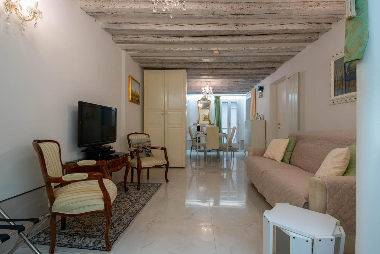 Loving In Venice, 5 Stars Exterior foto