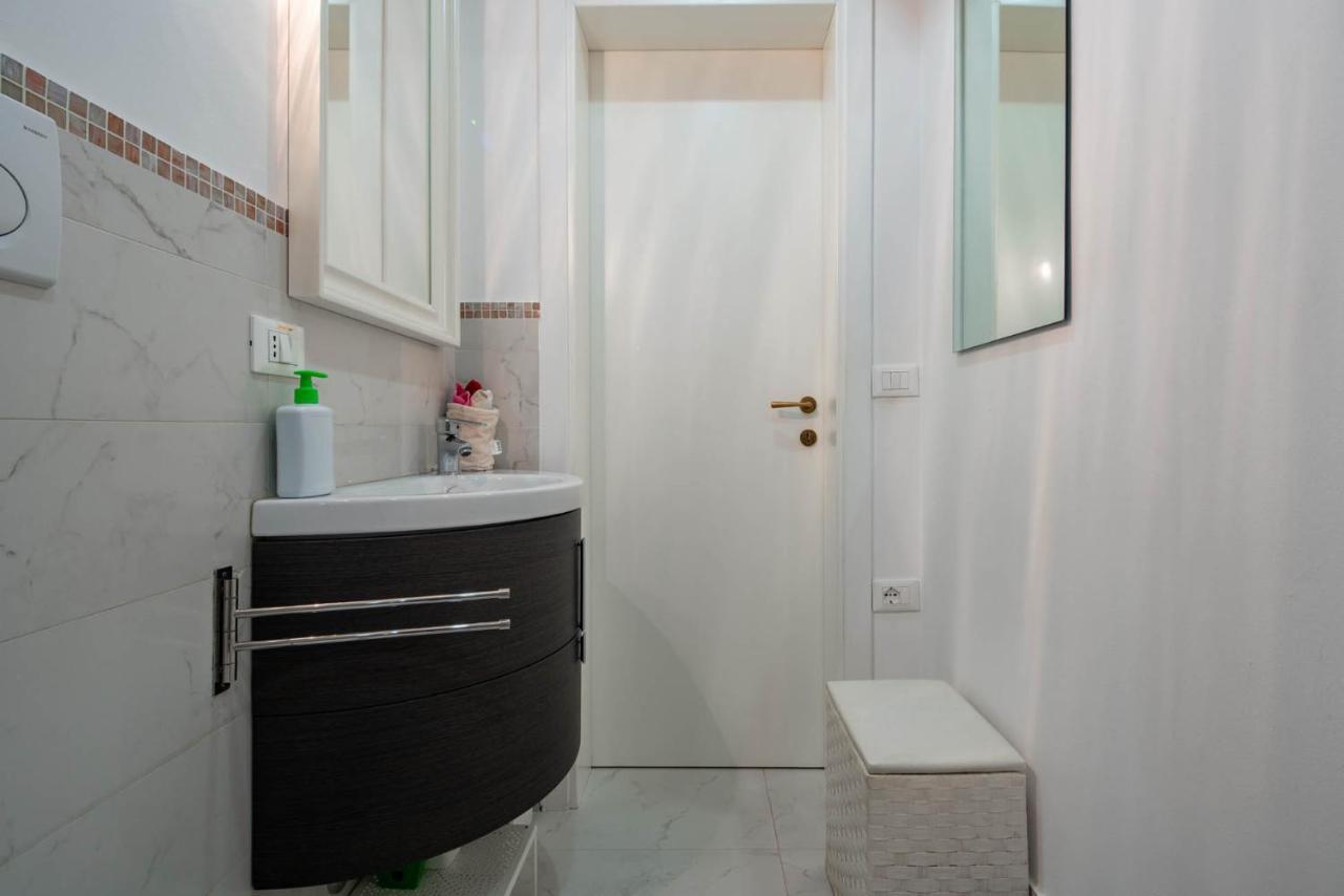 Loving In Venice, 5 Stars Exterior foto